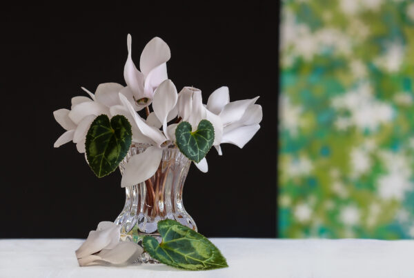 Yvonne Berrier - Vase et fleurs